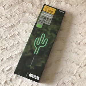Cactus Neon Green Solar Powered Landscape Light